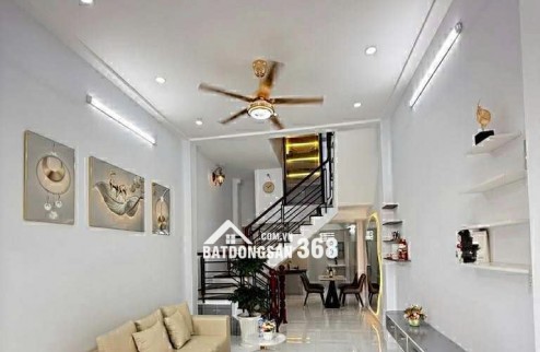 SIÊU PHẨM TÂN BÌNH 2 MẶT TIỀN - HXH - 3 TẦNG - 42M2 -  VỊ TRÍ CỰC ĐẸP - 4.9 TỶ